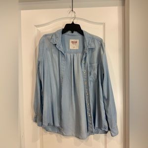 Mossimo XL light denim shirt
